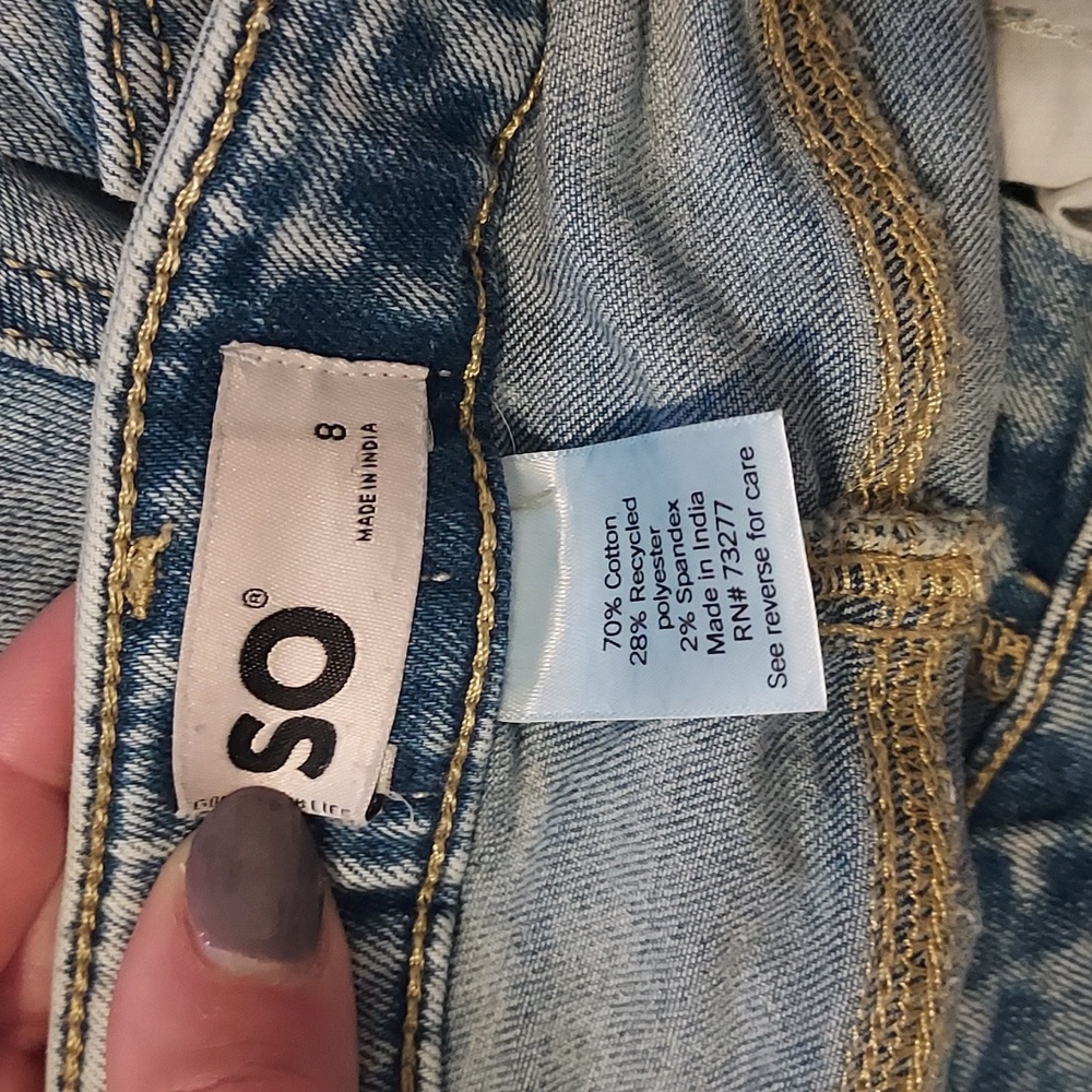2 Pairs Girl Jeans - Picture 6 of 9